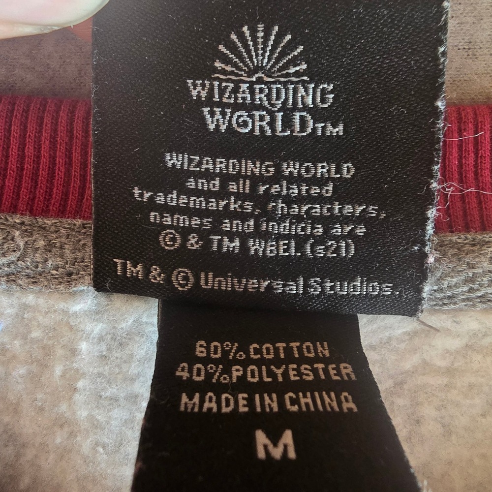 Harry Potter Gryffindor Sweatshirt Universal Studios Grey Maroon Raglan Medium - Picture 4 of 16
